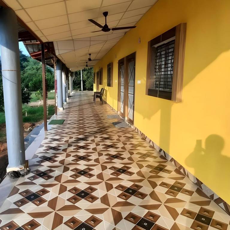 Farm with terrace — photo 2
