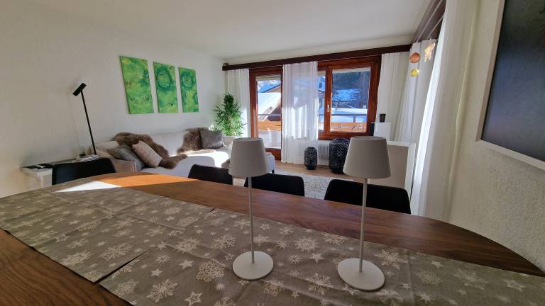 Ferienwohnung mit Hund in Saas-Fee für max. 10 Personen Ferienwohnung mit Hund in Saas-Fee für max. 10 Personen