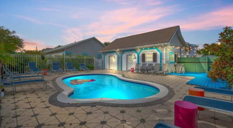 Charming house with pool | Pet-friendly in Destin, FL