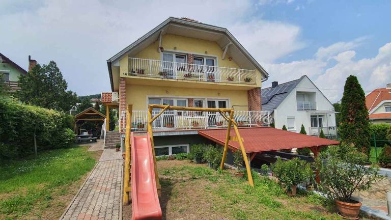 ház  Balatonalmádi