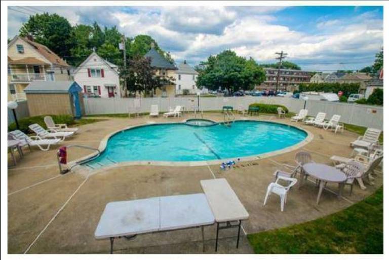 Apartment  Chestnut Hill