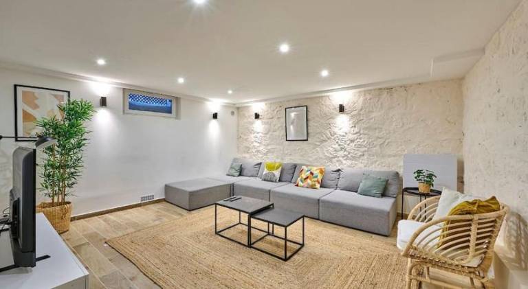 120 m&sup2; Villa