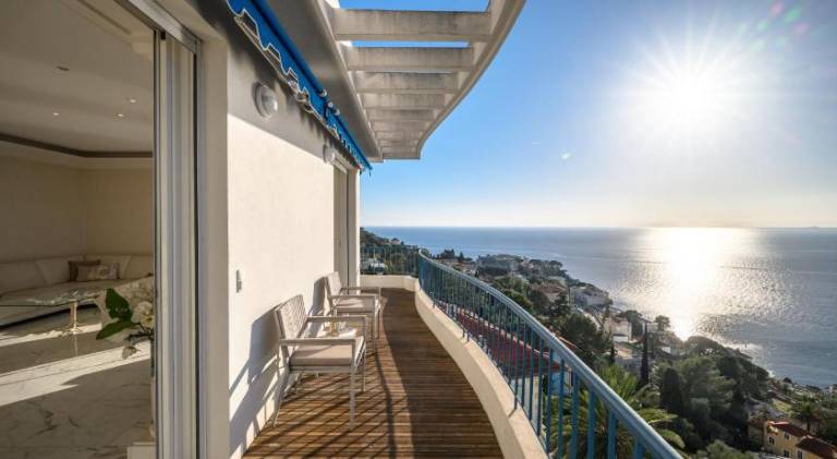 Holiday apartment with terrace — photo 4