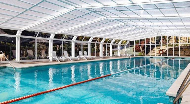 Holiday apartment with jacuzzi & pool in Marbella