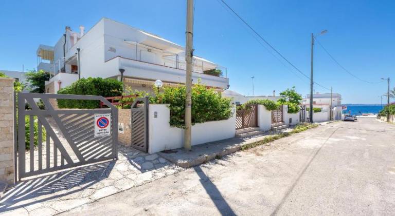 Apartment with garden & patio in Nardò