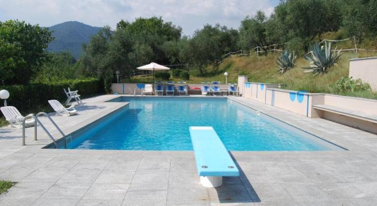 Vacation home with private pool, garden & grill | Pets are welcome — photo 2
