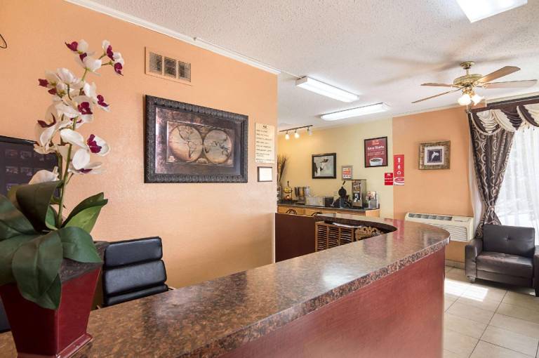 Econo Lodge Dalhart Hwy 54 - Hwy 287 — photo 2