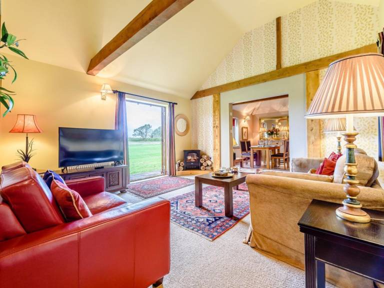 Cottage with jacuzzi in Bedford