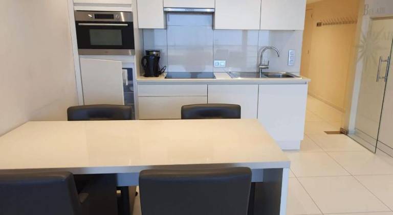 Apartment with terrace — photo 4