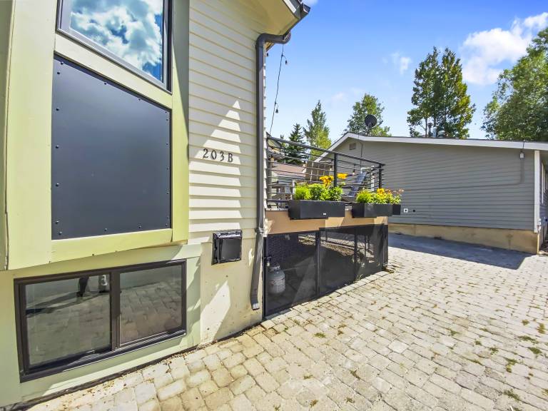Vacation home with garden — photo 5