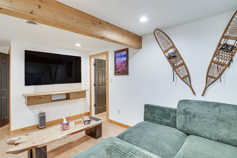 Sauna, Gas Grill & More! Belgrade Duplex — photo 4