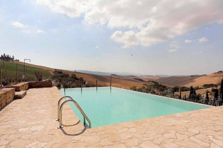 Villa  Volterra