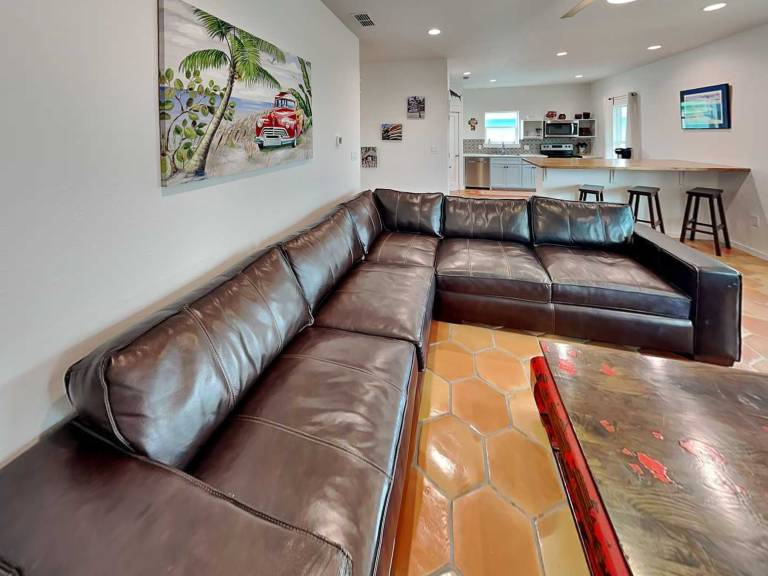 GS311 - Marlin Manor — photo 4