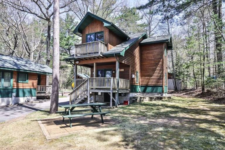 Cabin  Three Lakes