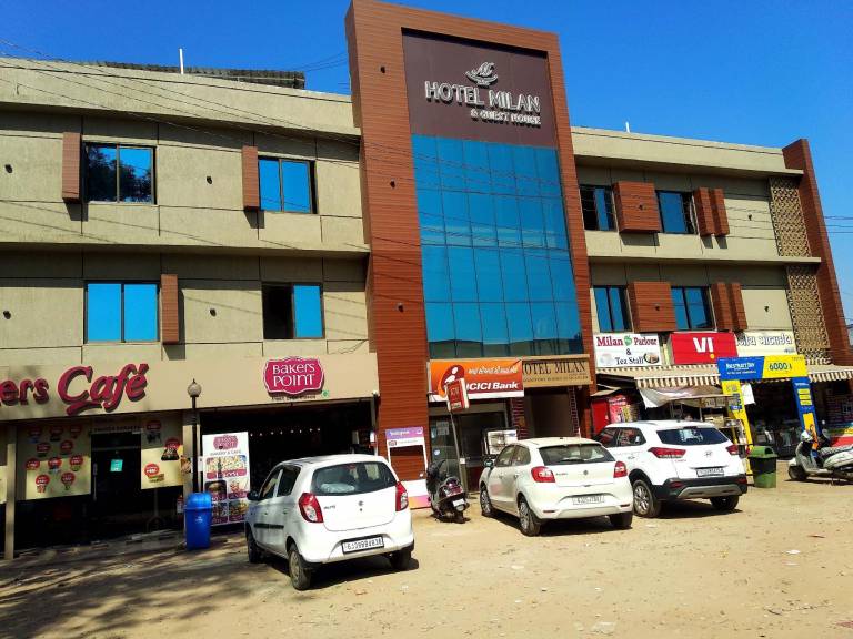 Hotel Milan in Ahmedabad