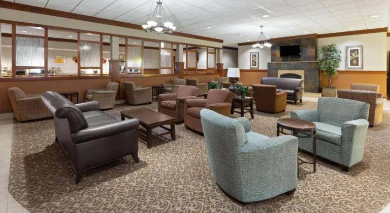 Baymont by Wyndham Jamestown Conference Center & Water Park — photo 4