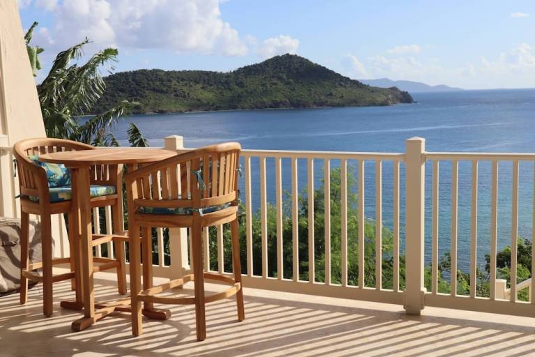 Resort  Smith Bay