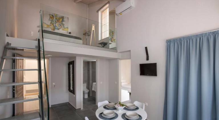 Apartment with patio & BBQ in Chania
