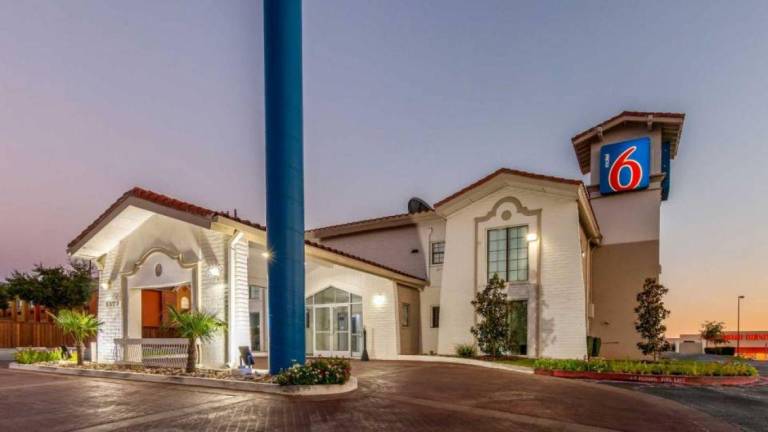Studio 6 Studio 6 Suites Euless, TX – DFW West in Bedford, TX