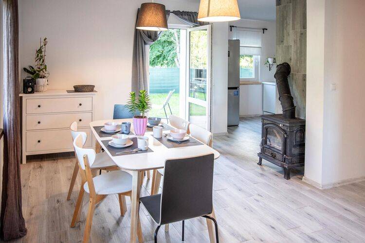 Family-oriented wonderful house with garden, patio & BBQ | Pets are welcome — photo 2