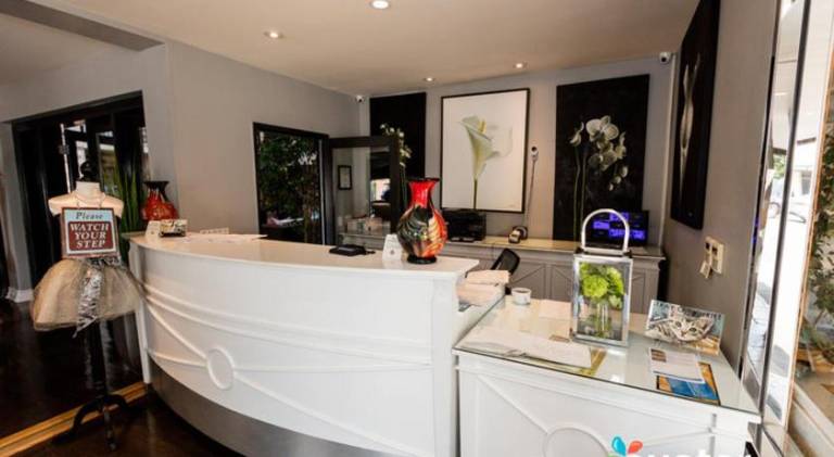 L. A. Sky Boutique Hotel in Culver City, CA