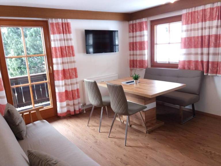 Ferienwohnung in Lienz, für max. 4 Personen Ferienwohnung in Lienz, für max. 4 Personen