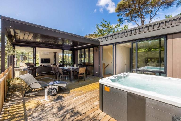 The Palm Beach Treehouse — photo 4