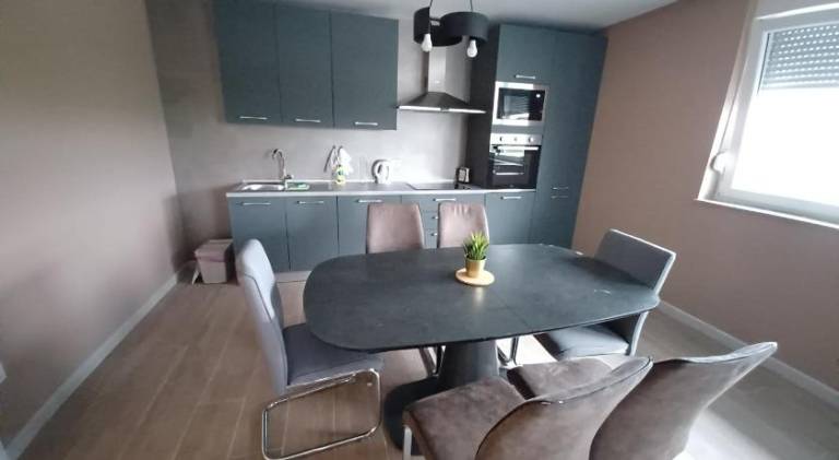 Apartman Izimje