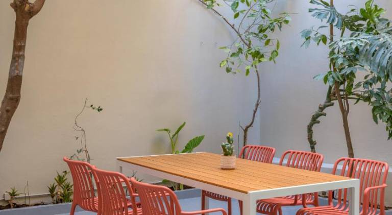 Villa with patio | Next to Acropolis Museum — photo 4