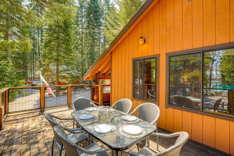 House Lake Almanor