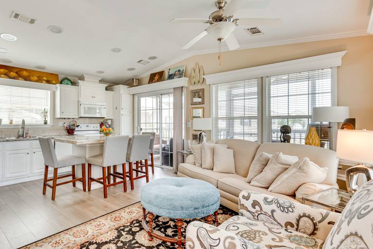 4 Mi to Beach: Fort Myers Home w/ Pool Access! — photo 2