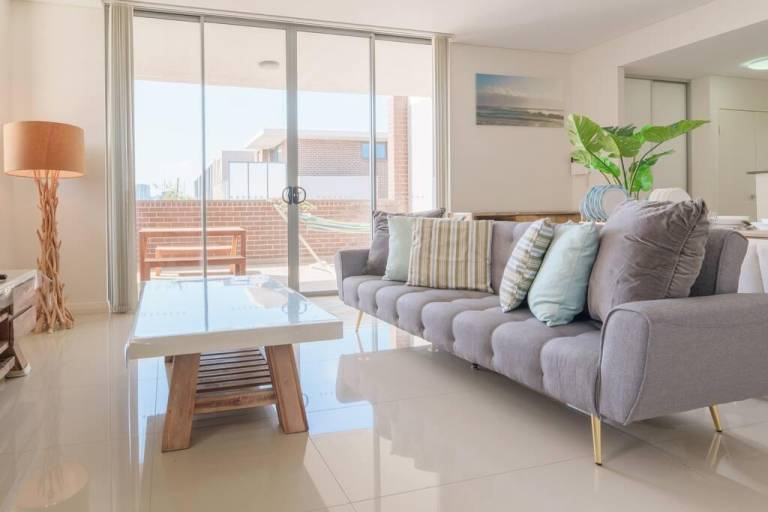 Apartment Hillsdale