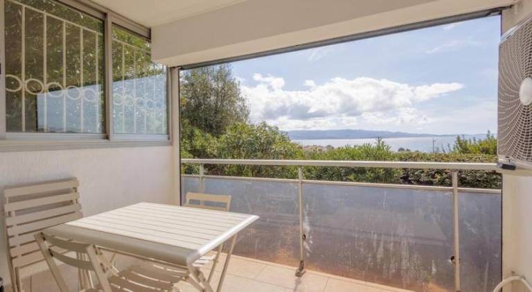 Rental apartment with barbeque, garden & terrace — photo 4