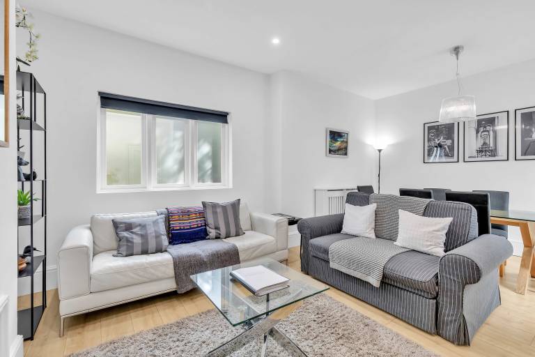Fully equipped holiday apartment | Near Brighton Palace Pier | Beach nearby | Pets are welcome in Brighton