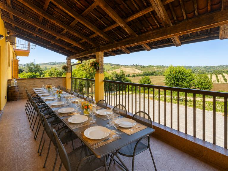 Agriturismo Castelnuovo Calcea