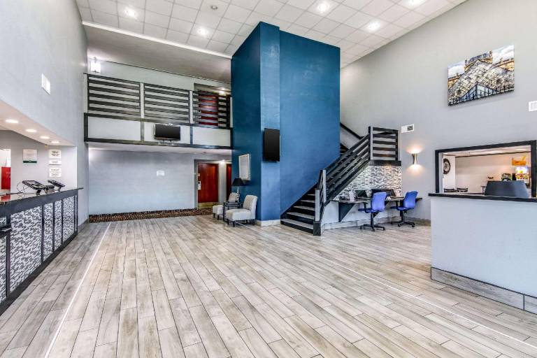 Quality Suites Maumelle - Little Rock Northwest — photo 4