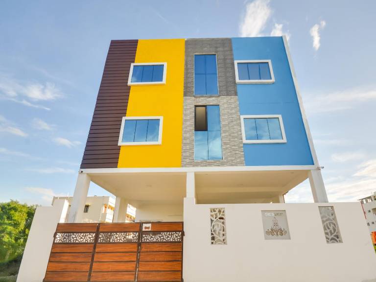 Bed and breakfast  Singanallur