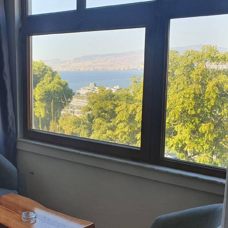 VARYANT HOTEL — photo 2