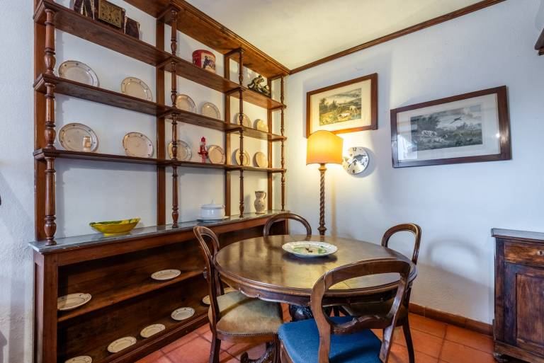 Apartment Noce in the Historic Bishop’s Residences with Shared Pool, Wi-Fi, and AC — photo 4