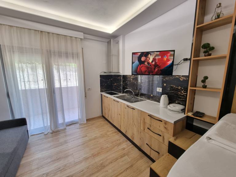 Garsonjera Vlorë