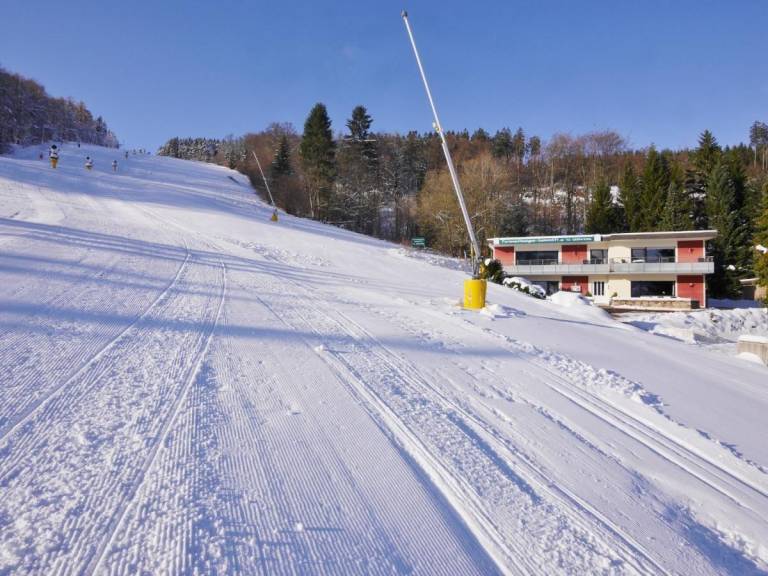 Fully equipped holiday apartment with terrace | Mountain view | Ski nearby | Pets allowed — photo 2