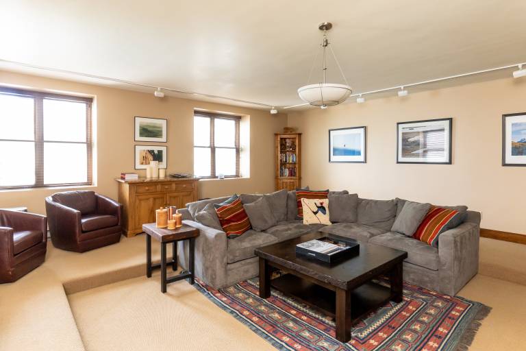 Condo | Mountain view — photo 4