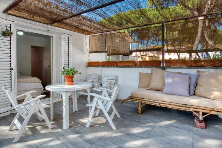 Beautiful apartment with garden, terrace & fast internet | Garden view | Beach nearby | Dogs allowed — photo 2