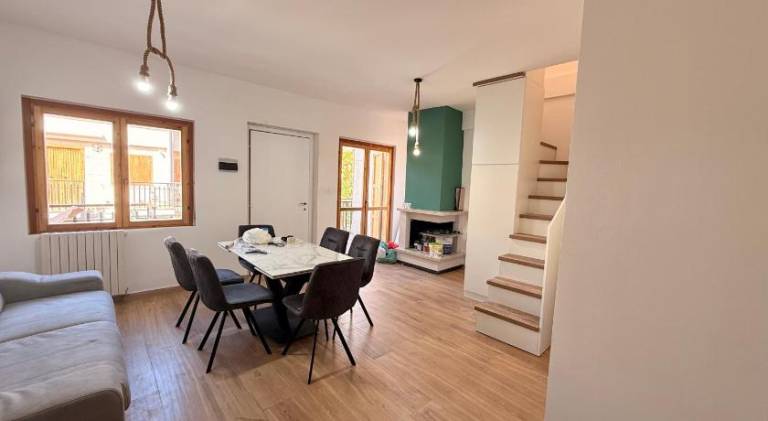 House with 2 rooms for 8 persons in L'Aquila