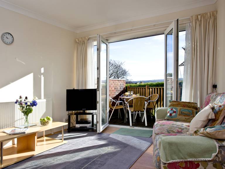 Children-friendly pleasant holiday apartment with yard | Sea view | Next to the beach | Pets allowed — photo 4