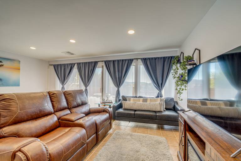 Red Rock Serenity Walkable West Sedona Home