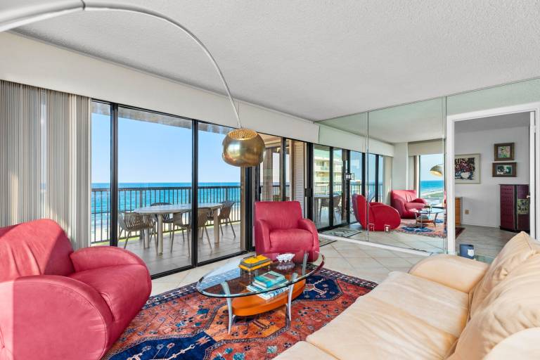 Child-friendly condo with private pool | Next to the beach | Dogs allowed — photo 3