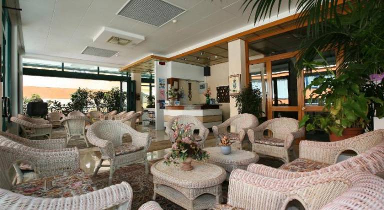 Hotel Chic — photo 3