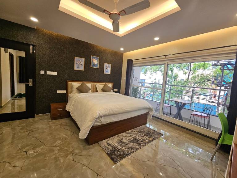 The Urban Nest Hotel