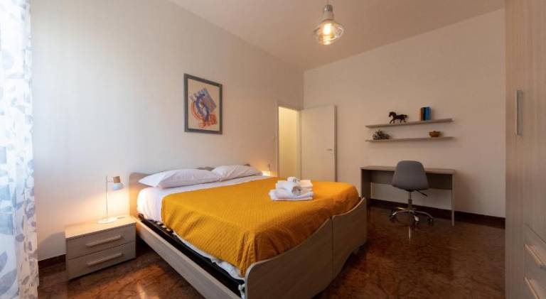 Holiday apartment with 2 rooms for 4 persons in Bologna